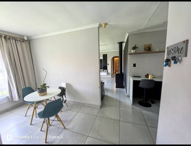3 BEDROOM APARTMENT FOR SALE IN BIRCHLEIGH NORTH